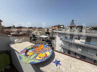 Foto Appartamento in Via FERRUCCI 93, Formia Centro di 160 m² con 5 locali