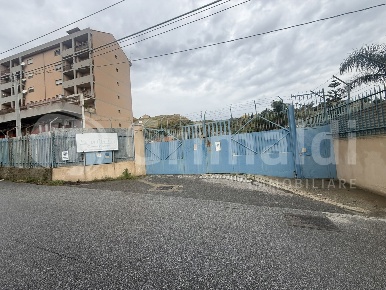 Foto Capannone industriale in Via Provinciale Zafferia 14, Messina
