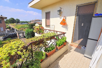 Foto Appartamento a Inveruno Centro di 130 m² con 5 locali in vendita