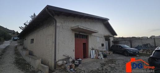 Foto Villa unifamiliare a Alcamo di 200 m² con 2 locali in vendita