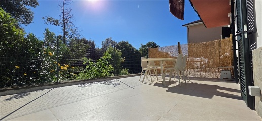 Foto Appartamento a Sestri Levante Centro di 70 m² con 2 locali in affitto