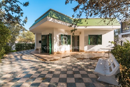 Foto Villa singola in IV Traversa di via Napoli, Bari Santo Spirito