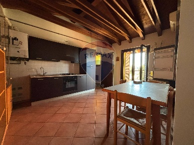 Foto Appartamento a Dalmine Sabbio, Guzzanica di 85 m² con 3 locali