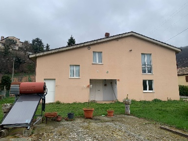 Foto Casa indipendente in monticelli, Genga di 190 m² con 6 locali