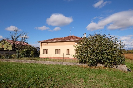 Foto Casa indipendente in via Musile, Pordenone Torre di 215 m² in vendita