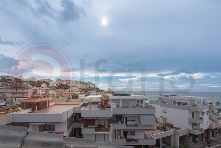 Foto Attico in Via Valle, Sperlonga Centro di 50 m² con 5 locali in vendita