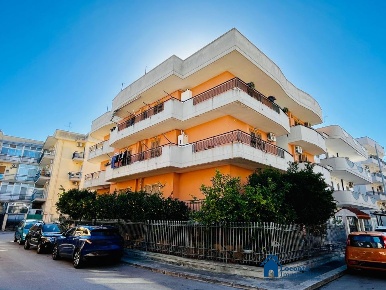 Foto Appartamento a Capurso di 200 m² con 5 locali in vendita