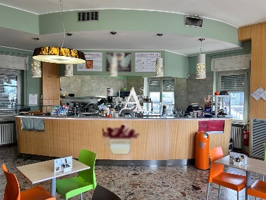 Foto Bar a Verona Zona Fiera di 140 m² con 2 locali in vendita