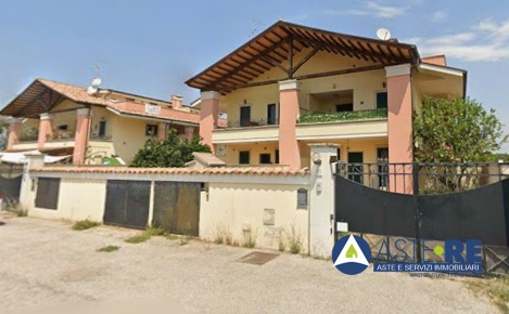 Foto Appartamento in Via delle Primule, Pomezia Campo Jemini di 64 m²