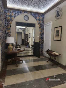 Foto Appartamento in Via Mariano Stabile, Palermo Roma - Cavour di 120 m²