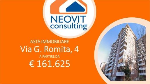 Foto Appartamento in Via Giuseppe Romita 4, Torino Città Giardino di 147 m²