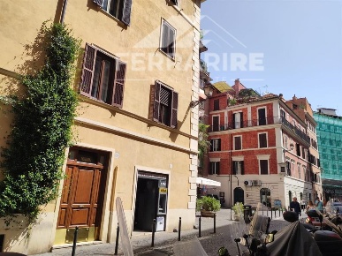Foto Appartamento in Vial Leonina, Roma Monti di 32 m² con 2 locali