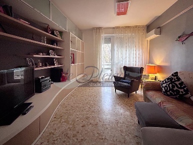 Foto Appartamento a Livorno Stadio di 100 m² con 4 locali in vendita