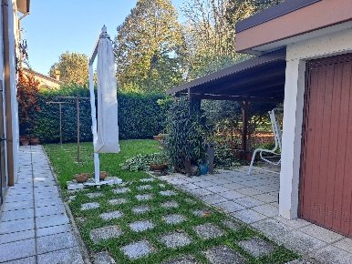 Foto Casa indipendente in VIA PONTE RIGO, Ferrara Quartesana di 145 m²