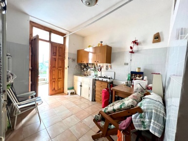 Foto Appartamento in Via Colonna 1, Fiuggi di 60 m² con 3 locali in vendita