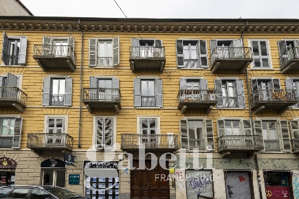 Foto Appartamento in Via Giulia di Barolo 29, Torino Vanchiglia di 103 m²