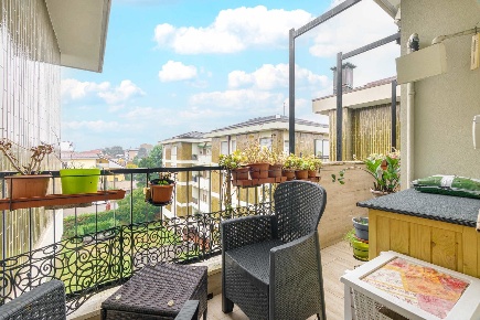 Foto Appartamento in Via Miola 37, Saronno di 120 m² con 4 locali