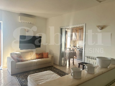 Foto Appartamento in Via Cancellieri 2, Sermoneta Centro di 80 m²