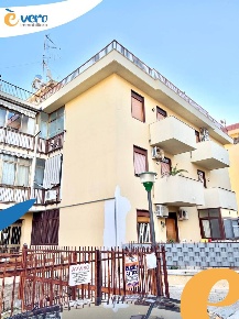 Foto Appartamento in VIA Doride 3, Palermo Partanna di 110 m² con 4 locali