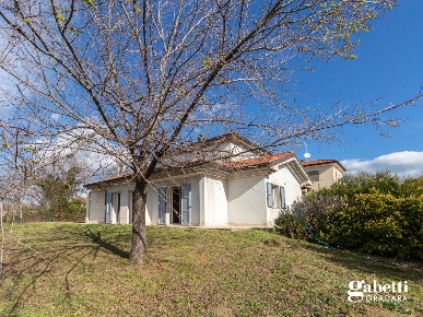 Foto Villa singola in Strada Serre SNC, Tavullia di 441 m² con 5 locali