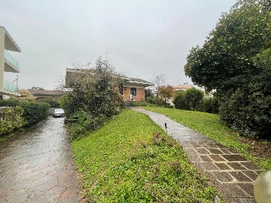 Foto Villa singola in Via MILANO 1G, Chiari Centro di 150 m² con 3 locali