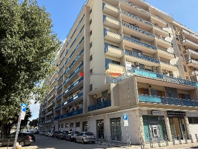 Foto Appartamento in Via Castiglione 52, Foggia Stazione di 140 m²