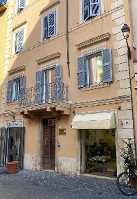 Foto Locale commerciale in via Palatina 14, Tivoli Centro Storico di 20 m²