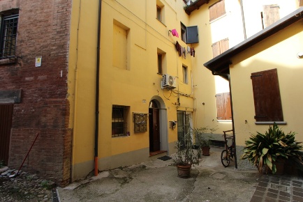 Foto Appartamento in via G. da Bazzano, Valsamoggia Bazzano di 40 m²