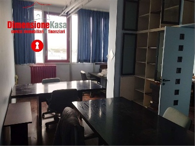 Foto Ufficio in CIS, Nola Cis di 65 m² con 2 locali in affitto