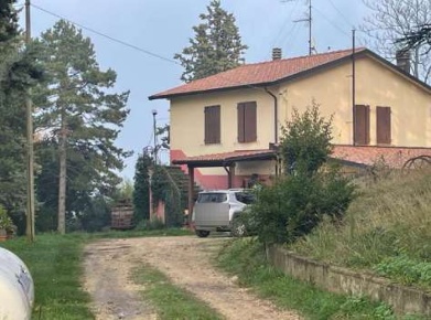Foto Casa indipendente in via Raggi, Borgo Tossignano di 165 m² in vendita