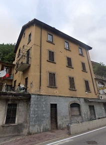 Foto Appartamento in Via Sottocorna, Parre Centro di 36 m² con 2 locali