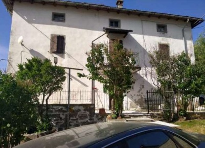 Foto Appartamento in via Faldo, San Benedetto Val di Sambro di 374 m²