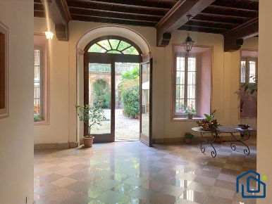 Foto Appartamento a Belgirate di 85 m² con 3 locali in affitto