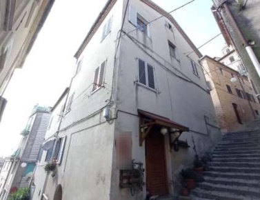 Foto Appartamento in Via Solferino, Montegranaro Centro di 125 m²