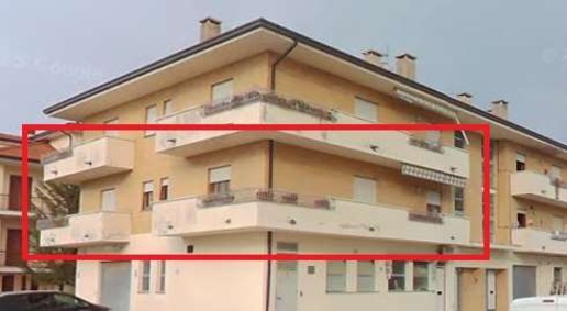 Foto Appartamento in Via Togliatti, Porto Sant'Elpidio Centro di 193 m²