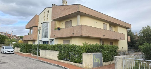 Foto Appartamento in Via Gisa Giani 2, Perugia Montelaguardia di 75 m²