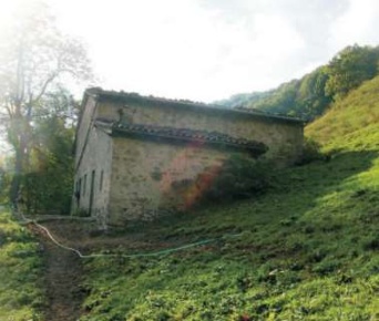 Foto Rustico in Via Spinelli, Oltressenda Alta di 164 m² con 1 locali