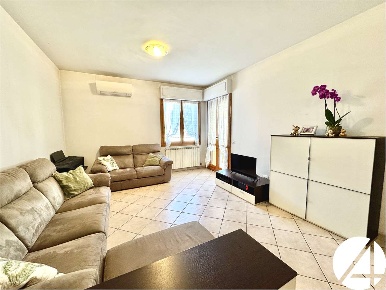 Foto Appartamento in VIA AREZZO 165, Pistoia Bonelle di 120 m² con 5 locali
