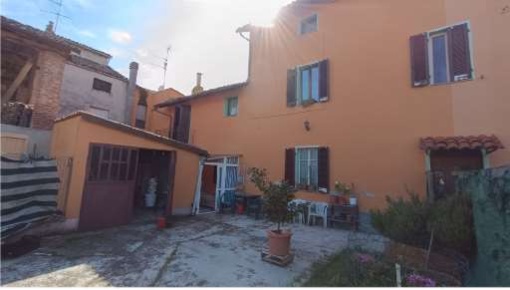 Foto Appartamento in Via Roma, Occimiano di 214 m² con 8 locali in vendita