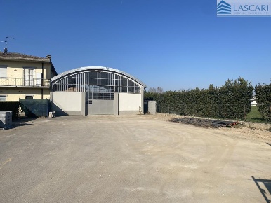 Foto Capannone industriale in Via Provinciale, Ghisalba Centro di 270 m²
