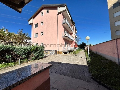 Foto Appartamento a Brugherio di 82 m² con 3 locali in vendita