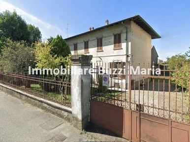 Foto Casa indipendente a Cuggiono di 130 m² con 4 locali in vendita