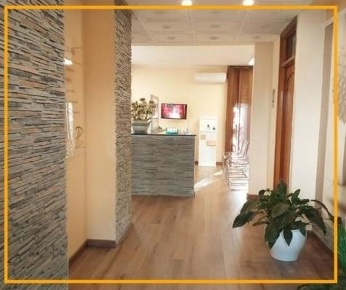 Foto Locale commerciale a Nerviano di 230 m² in vendita