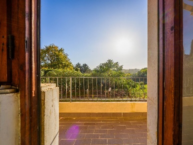 Foto Appartamento in Via Franchi 1, Siena Cappuccini di 102 m² con 6 locali