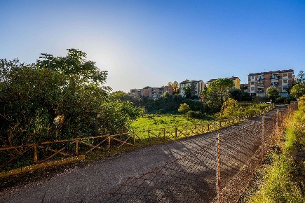 Foto Appartamento in Via Franchi 1, Siena Cappuccini di 102 m² con 6 locali