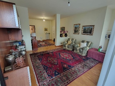 Foto Appartamento a Prato Repubblica di 140 m² con 5 locali in vendita