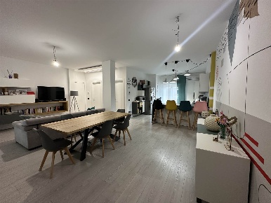 Foto Appartamento in via Genova, San Cataldo Centro di 130 m² con 4 locali