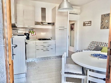 Foto Appartamento in Via del Ferraccio 92, Cecina Marina di Cecina di 45 m²