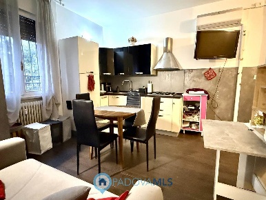 Foto Appartamento a Padova Santissima Trinità di 33 m² con 1 locali