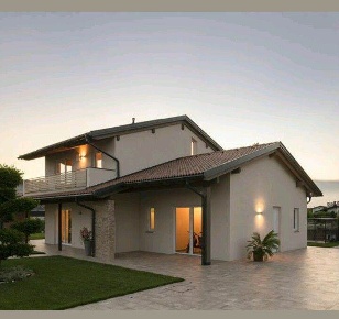 Foto Case semi ndipendenti a Campagnola Emilia di 150 m² con 7 locali